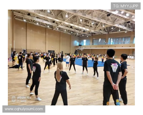 球迷狂欢节激情绽放城市之夜共赴荣耀梦想盛宴点燃全民热血再创巅峰